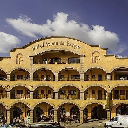 Hotel Arcos Del Parque Acayucan 外观 照片