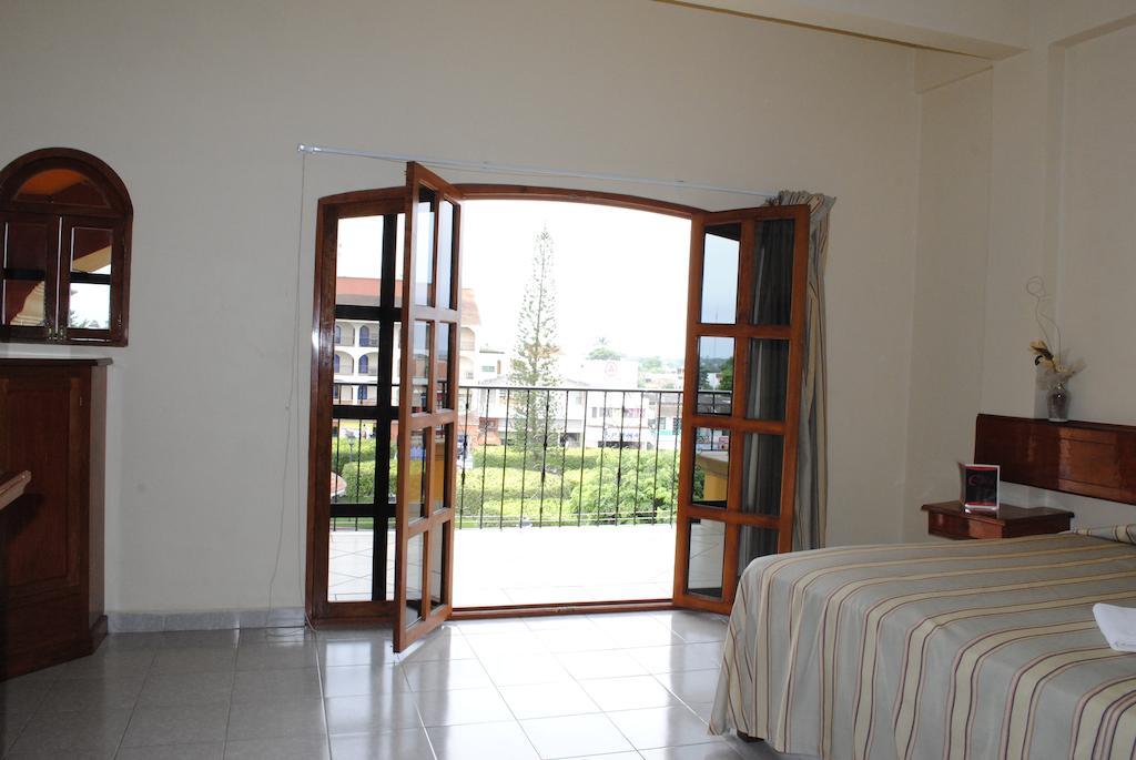 Hotel Arcos Del Parque Acayucan 客房 照片