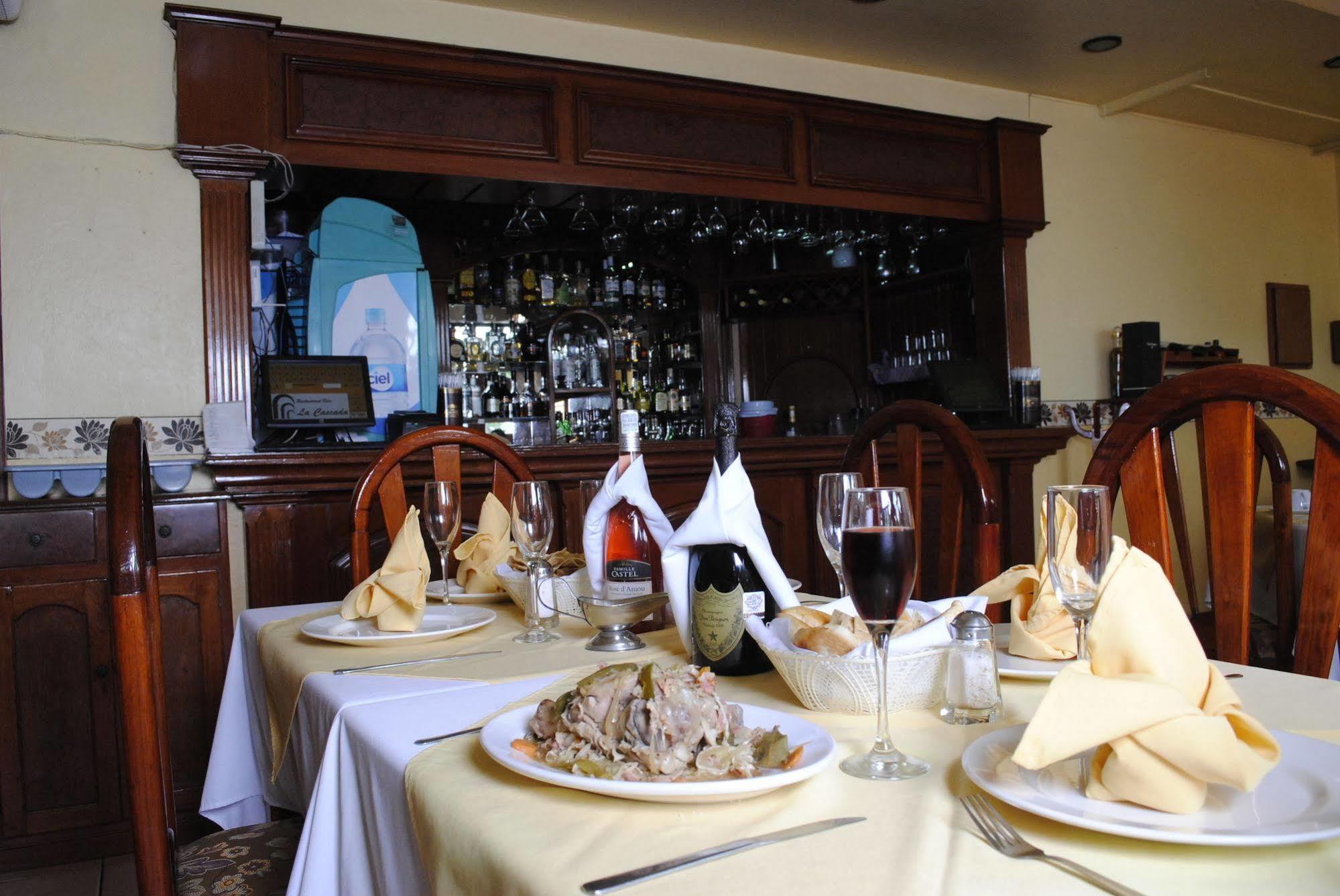 Hotel Arcos Del Parque Acayucan 外观 照片