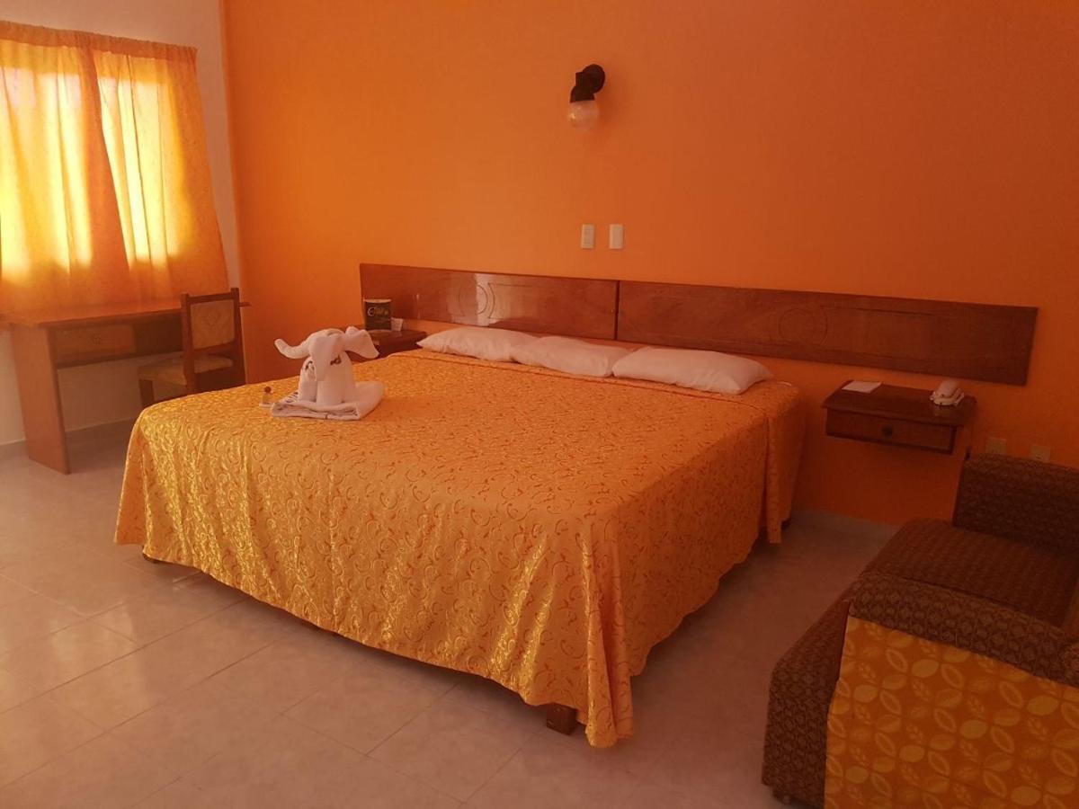 Hotel Arcos Del Parque Acayucan 外观 照片