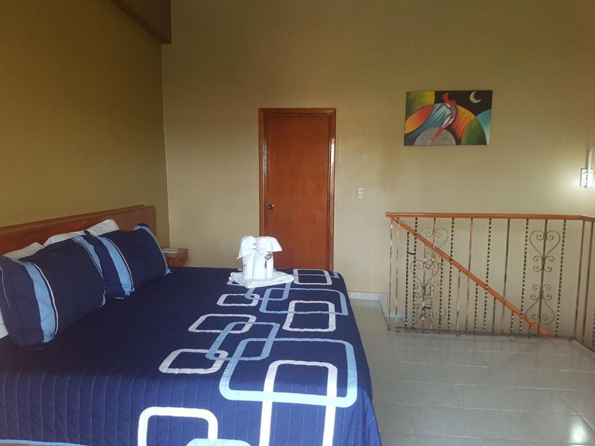 Hotel Arcos Del Parque Acayucan 外观 照片