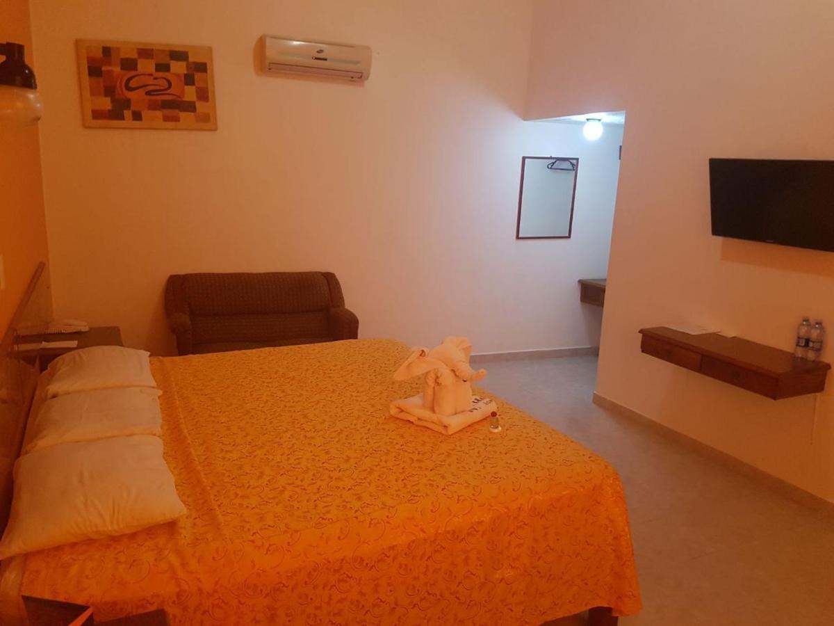 Hotel Arcos Del Parque Acayucan 外观 照片